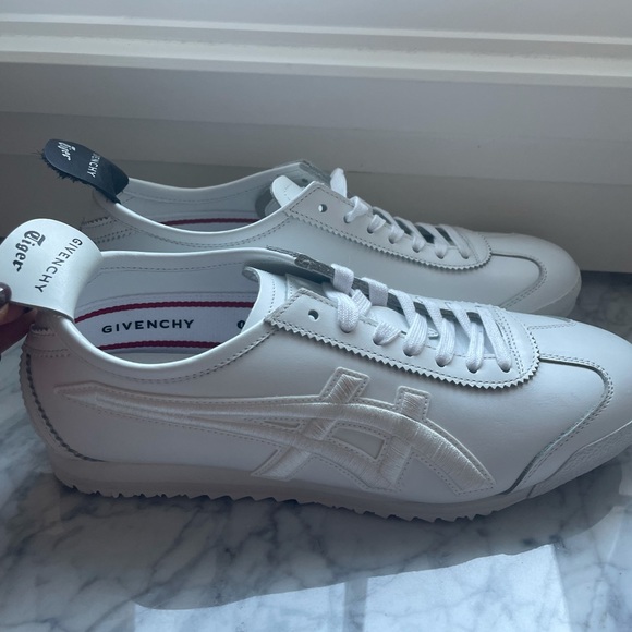 Givenchy X Onitsuka Tiger leather embroidered accent sneakers - Picture 3 of 5